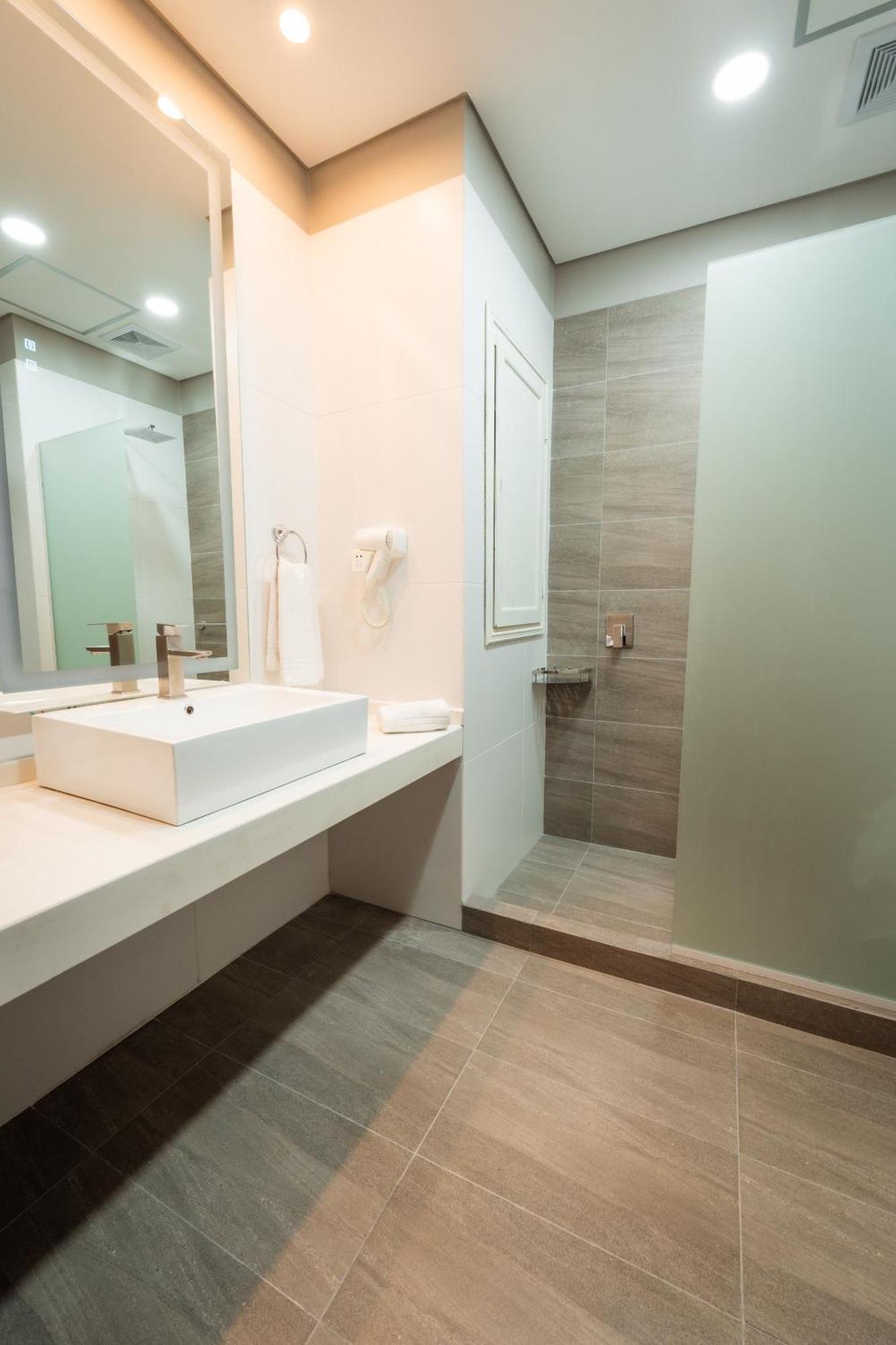 فندق Tryp By Wyndham أسونسيون المظهر الخارجي الصورة