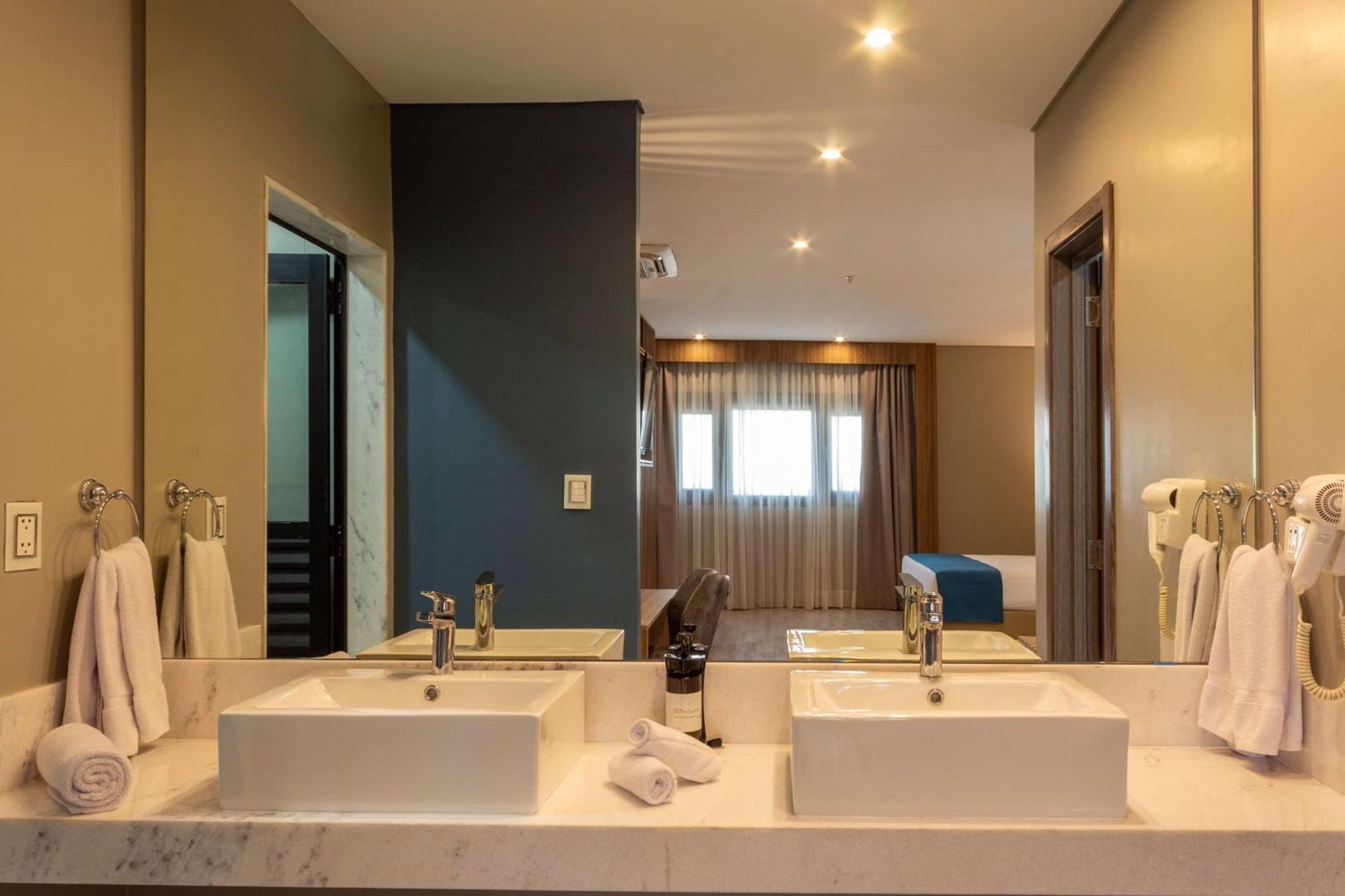 فندق Tryp By Wyndham أسونسيون المظهر الخارجي الصورة